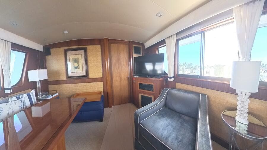 1982 Hatteras LRC