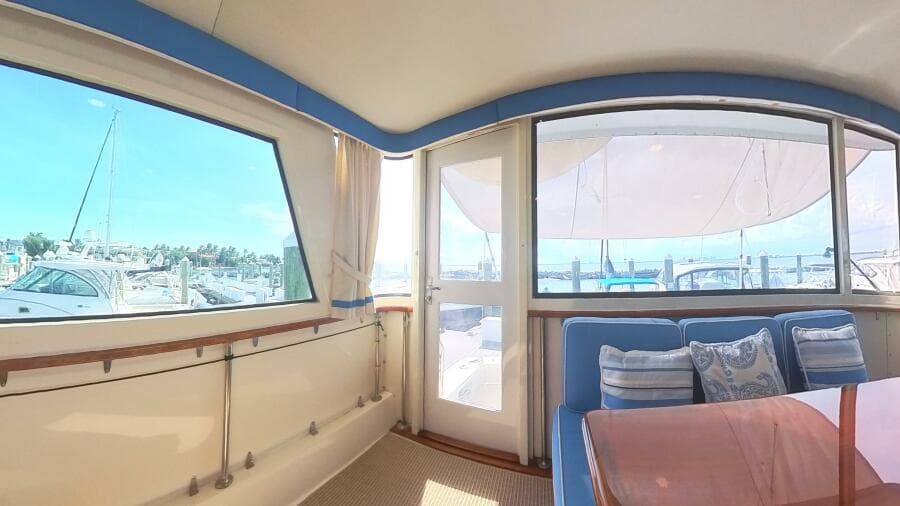 1982 Hatteras LRC