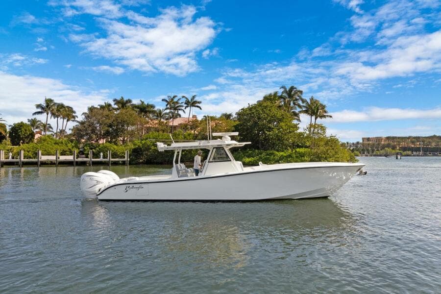 2020 Yellowfin Center Console