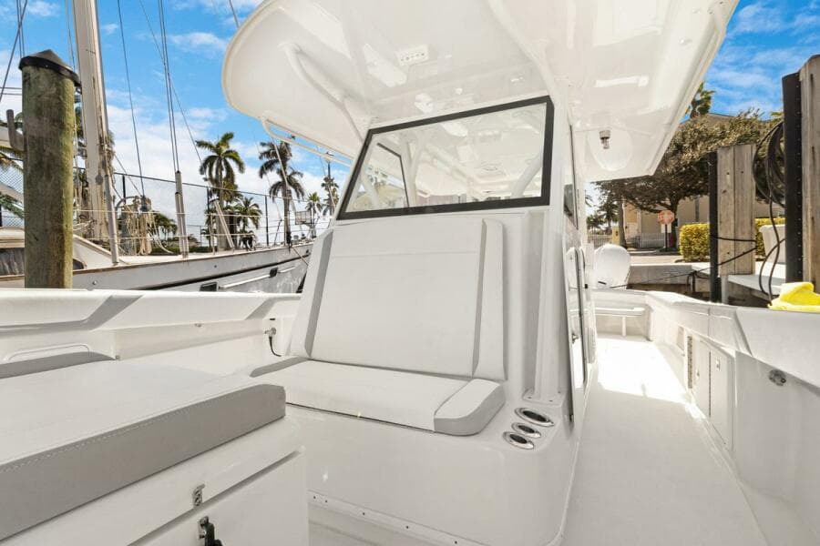 2020 Yellowfin Center Console