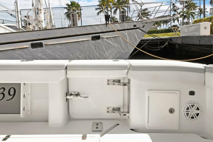 2020 Yellowfin Center Console