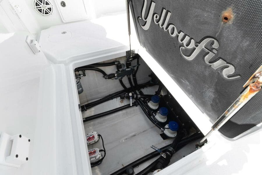 2020 Yellowfin Center Console