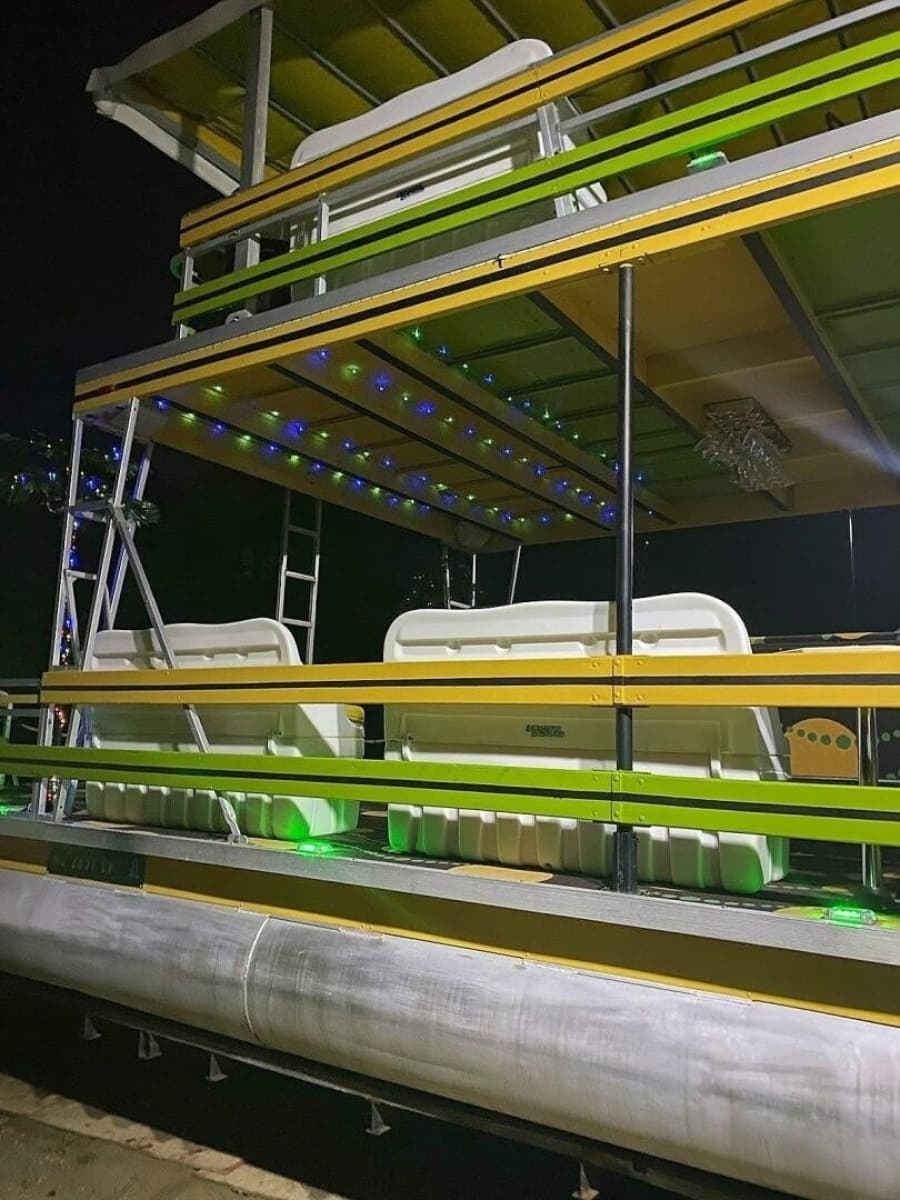 2008 Crest 35 Double Decker
