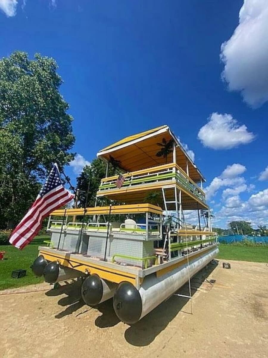 2008 Crest 35 Double Decker