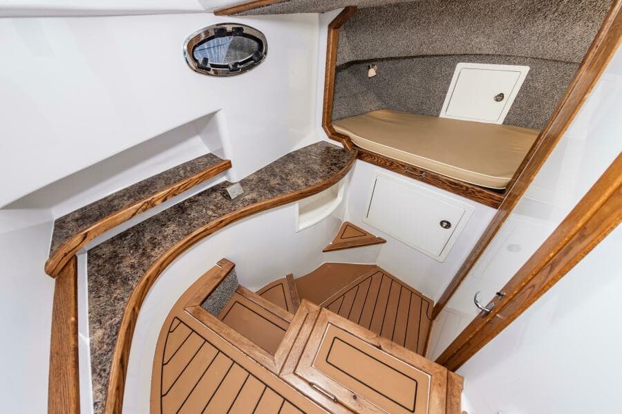 2024 Custom Chesapeake Bay Built Custom 33'