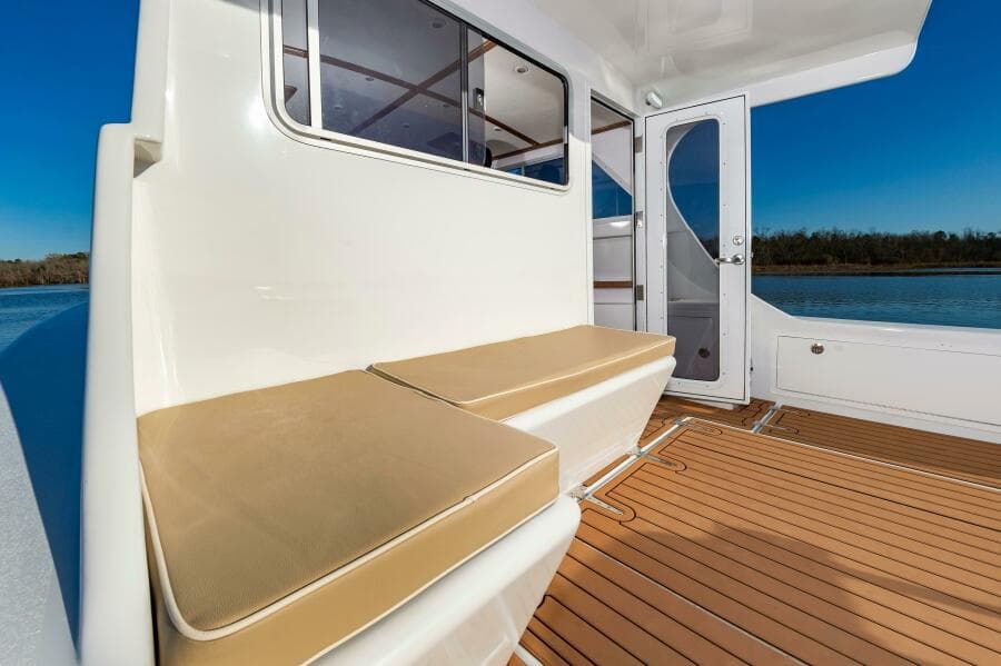 2024 Custom Chesapeake Bay Built Custom 33'