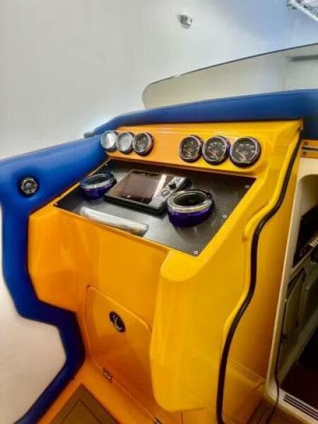 2005 Cigarette 39 Top Gun UNLIMITED