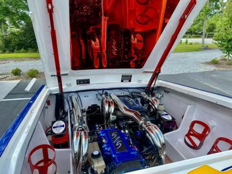 2005 Cigarette 39 Top Gun UNLIMITED