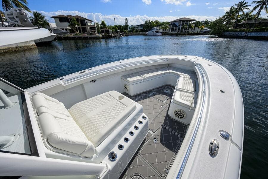 2021 Yellowfin 42
