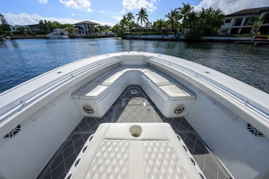 2021 Yellowfin 42