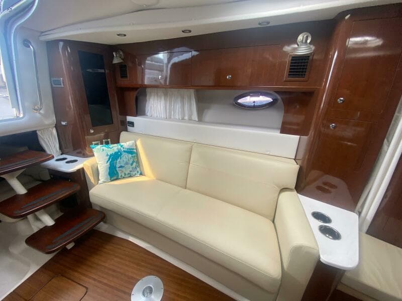 2018 Four Winns 355 Vista