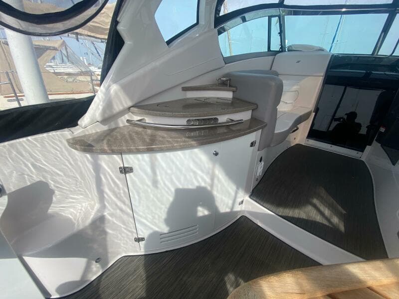 2018 Four Winns 355 Vista