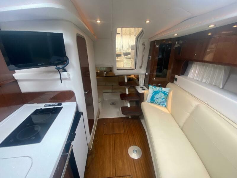 2018 Four Winns 355 Vista