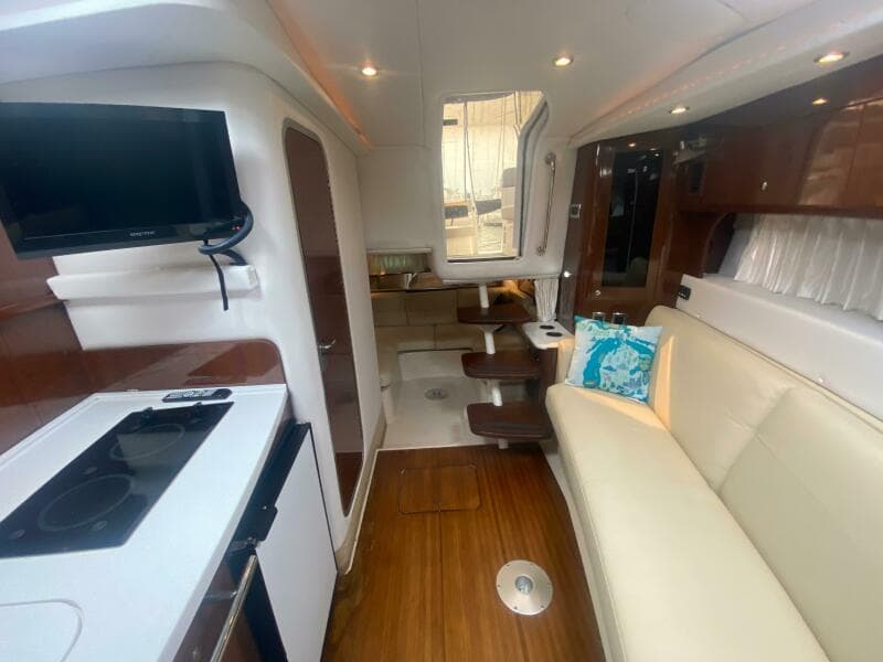 2018 Four Winns 355 Vista