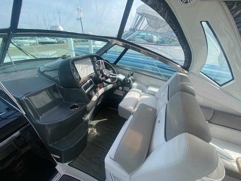 2018 Four Winns 355 Vista