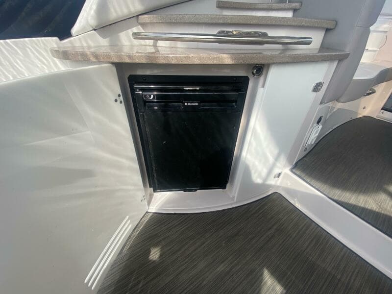 2018 Four Winns 355 Vista