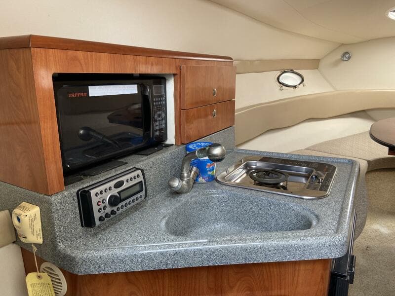 2006 Larson 274 Cabrio
