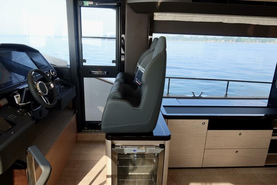 2026 Absolute 58 Navetta