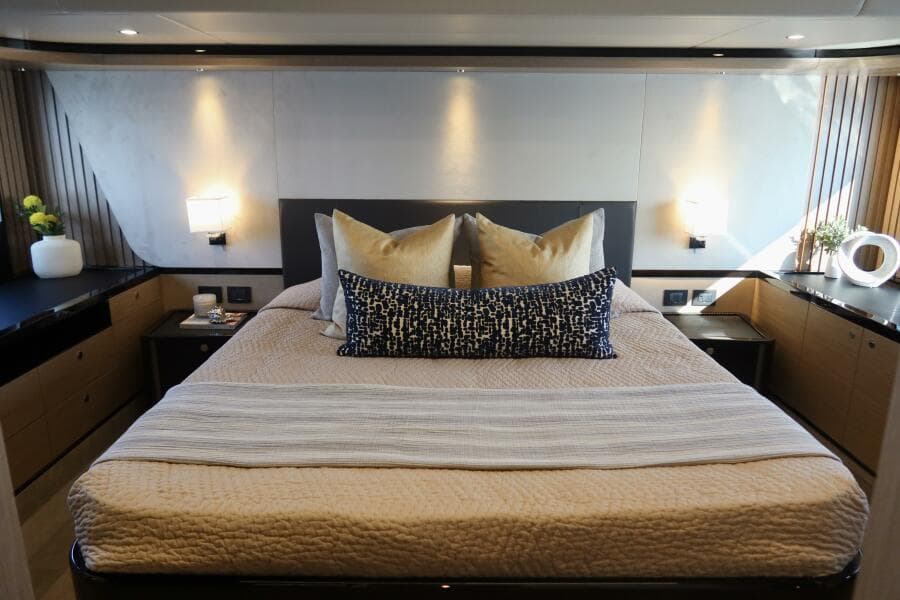 2026 Absolute 58 Navetta