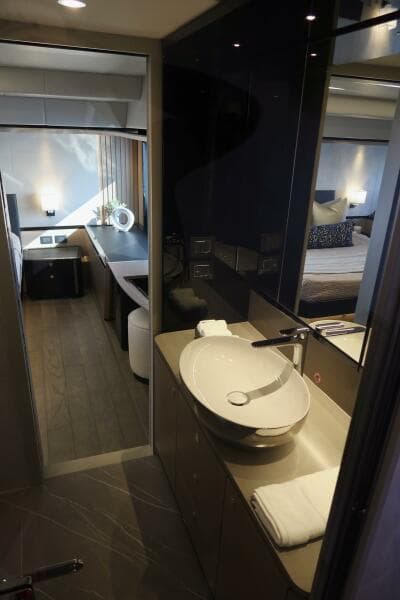 2026 Absolute 58 Navetta