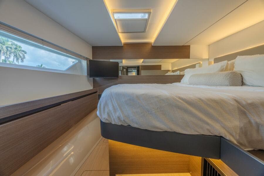 2024 Leopard 53 Powercat
