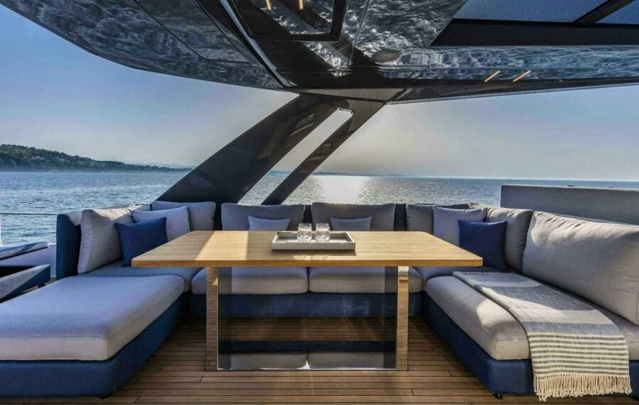 2019 Ferretti Yachts Ferretti 780