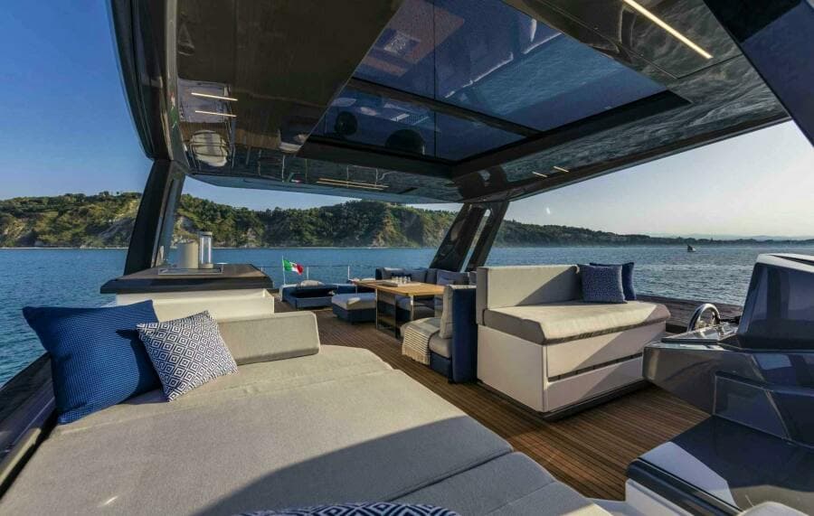 2019 Ferretti Yachts Ferretti 780