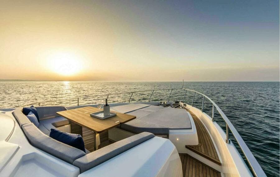 2019 Ferretti Yachts Ferretti 780
