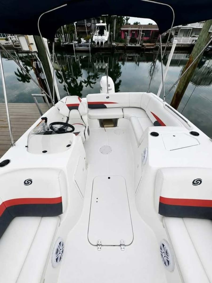 2021 Hurricane SunDeck Sport 188-OB