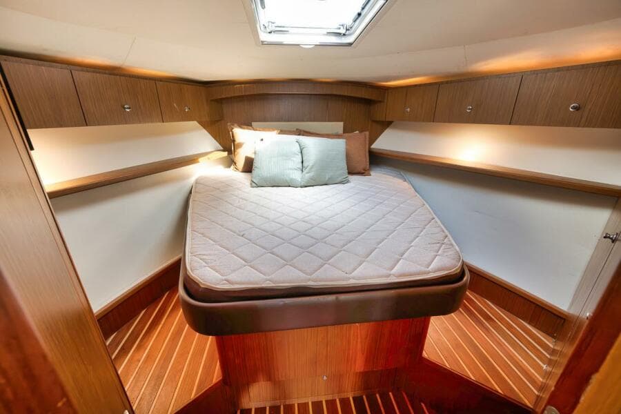 2015 Tiara Yachts Tiara 390 Convertible