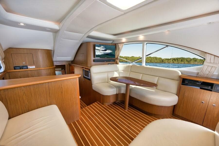 2015 Tiara Yachts Tiara 390 Convertible