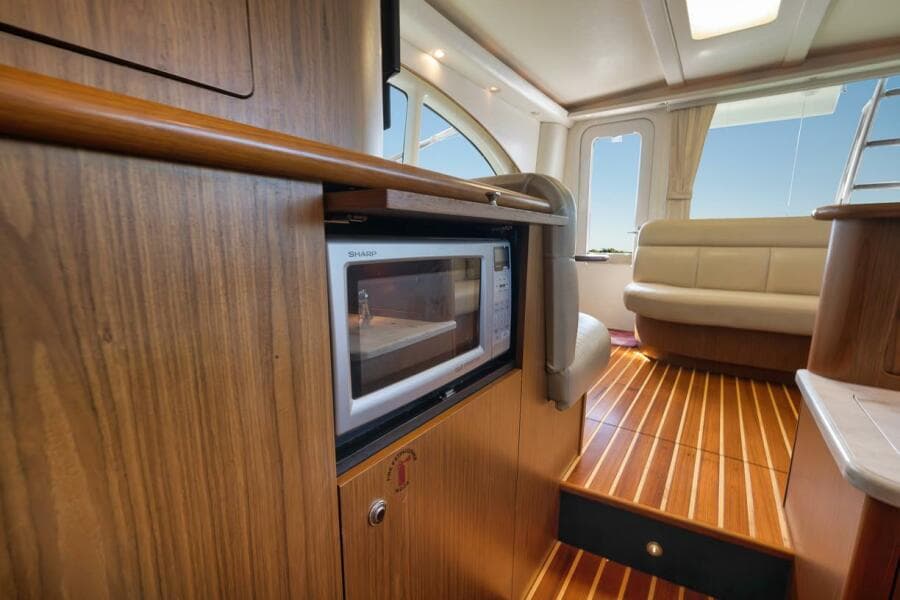 2015 Tiara Yachts Tiara 390 Convertible