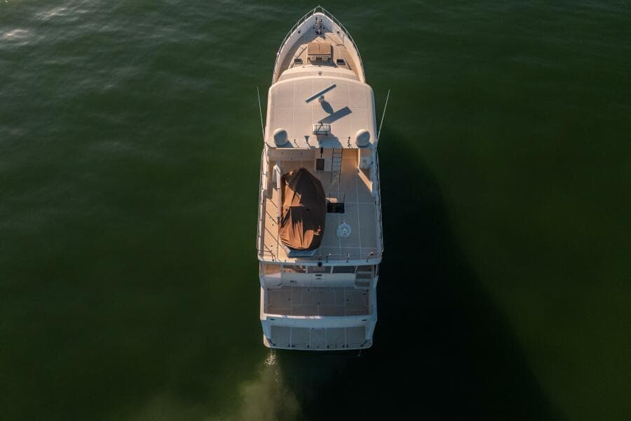 2006 Offshore Yachts 72 Pilothouse