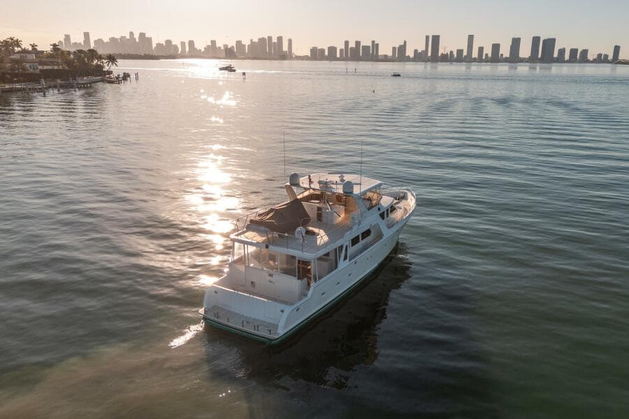 2006 Offshore Yachts 72 Pilothouse