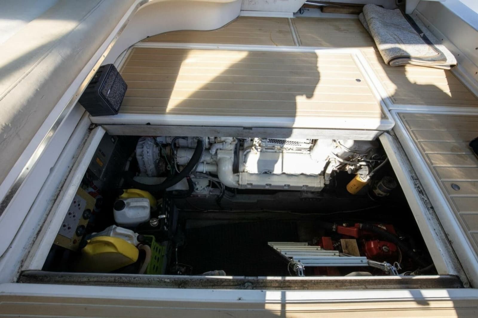 1990 Sea Ray 420 Sundancer