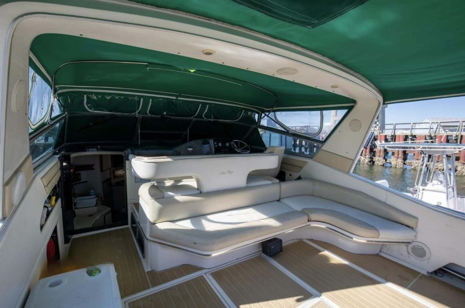 1990 Sea Ray 420 Sundancer