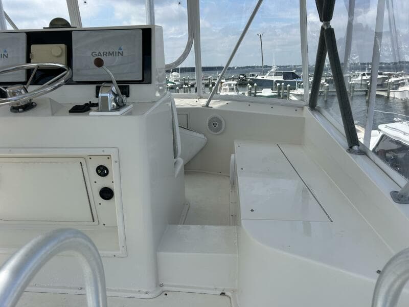 1990 Viking 38C