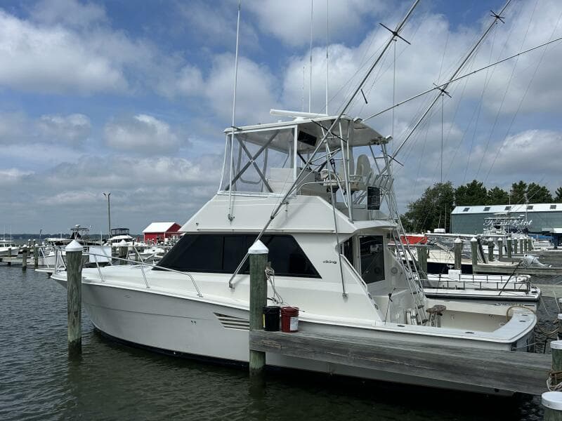 1990 Viking 38C
