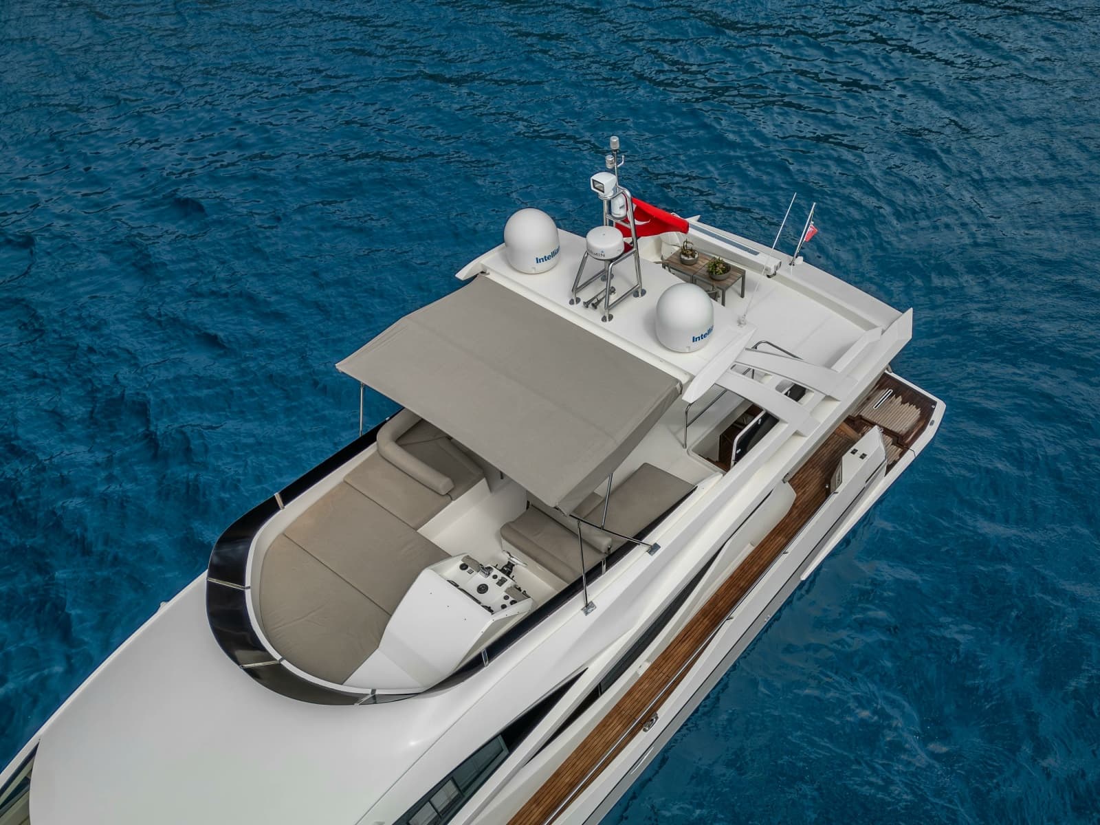 2012 Numarine 