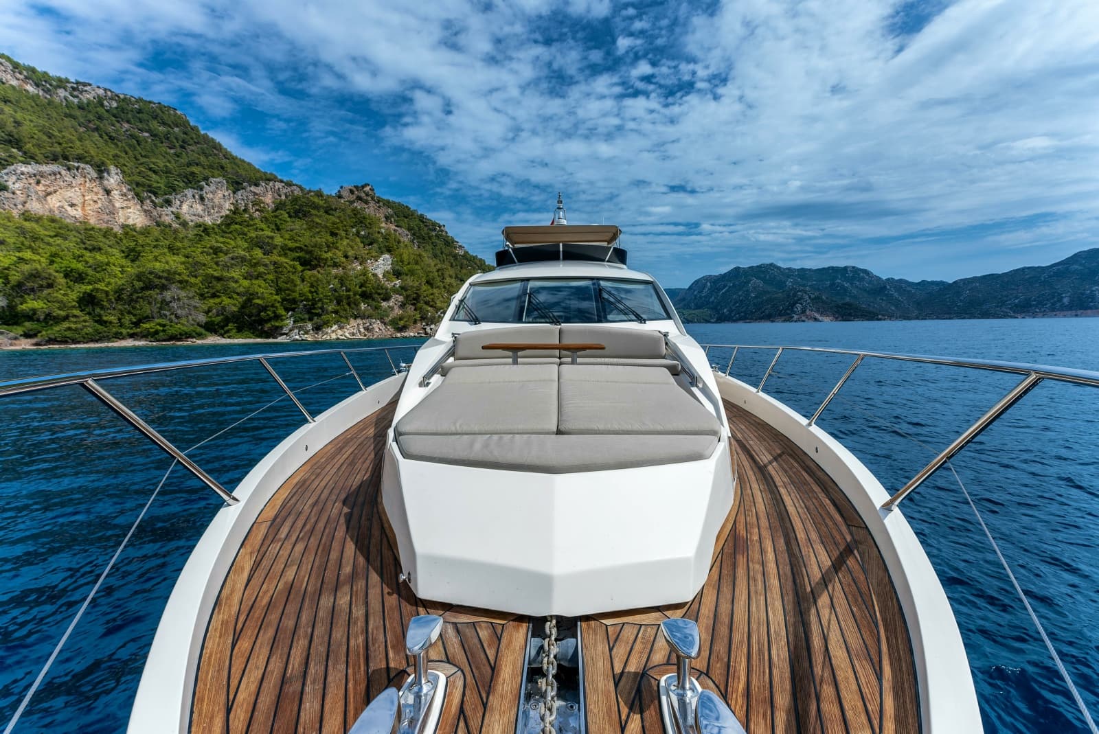2012 Numarine 
