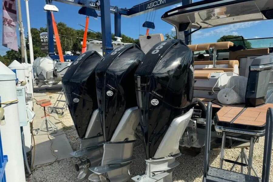 2022 Aviara AV36 OB