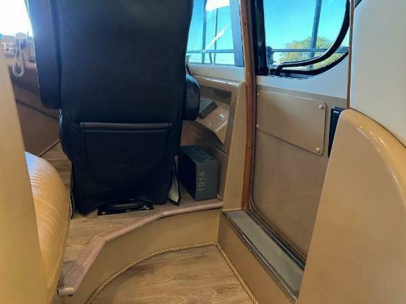 2001 Carver 450 Voyager Pilothouse