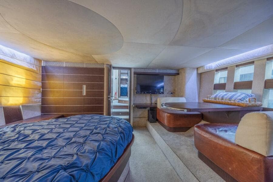 2009 Azimut 68S