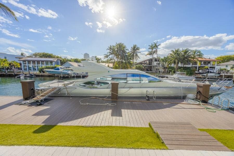 2009 Azimut 68S