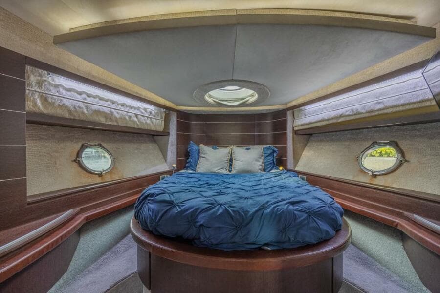 2009 Azimut 68S