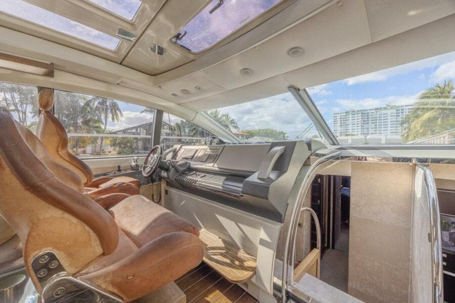 2009 Azimut 68S