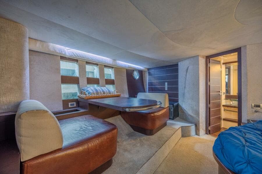 2009 Azimut 68S