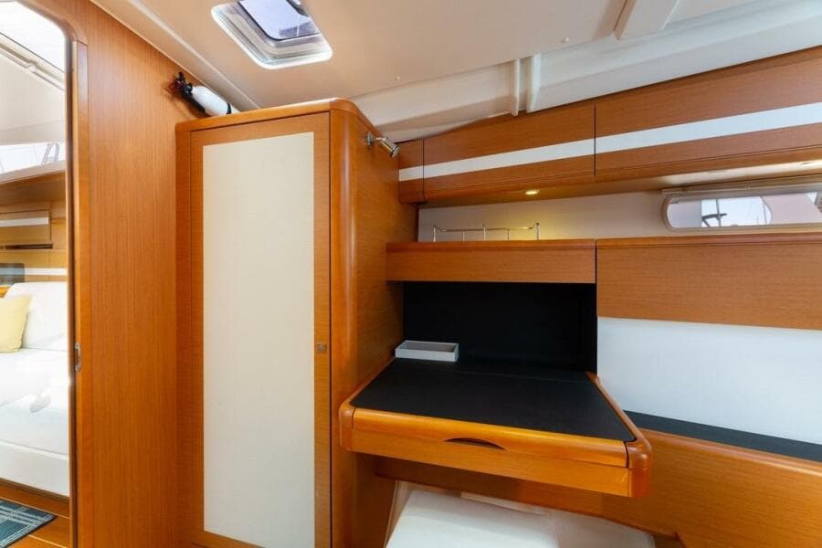 2015 Jeanneau 53DS