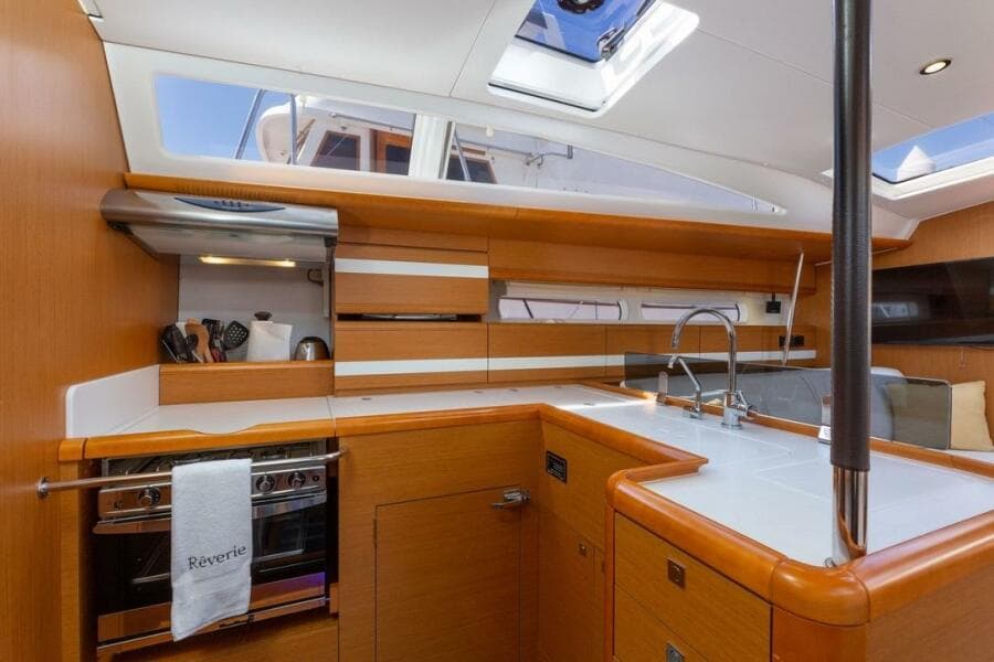 2015 Jeanneau 53DS