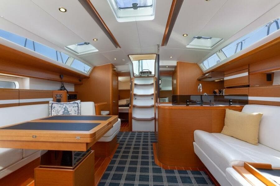 2015 Jeanneau 53DS